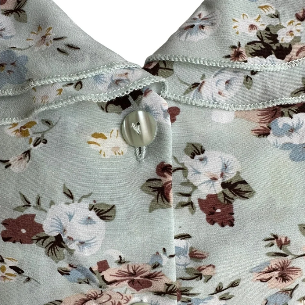 Blair Floral Button Down Bell Sleeve Blouse Size L/XL